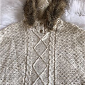 Little lass poncho (toddler)